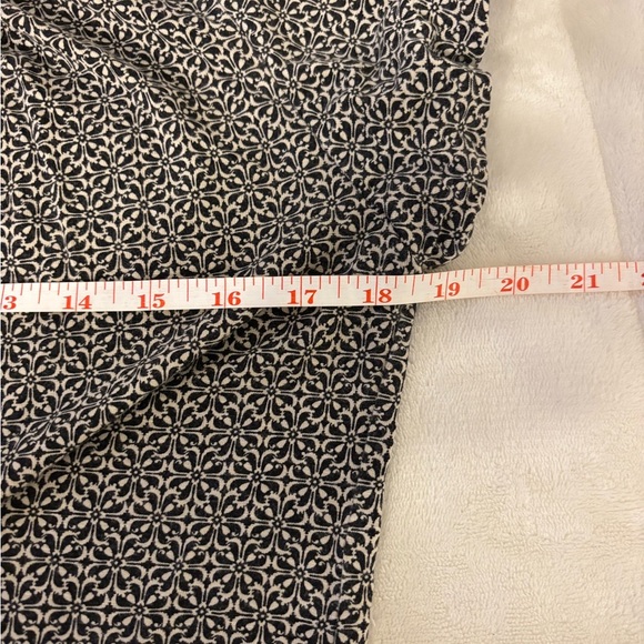 LOFT Gray Cap Sleeve Ruched Blouse - Picture 4 of 8